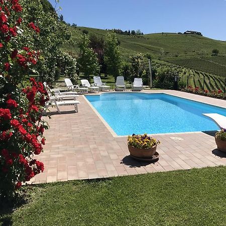 Residence Delle Rose Barolo Eksteriør bilde