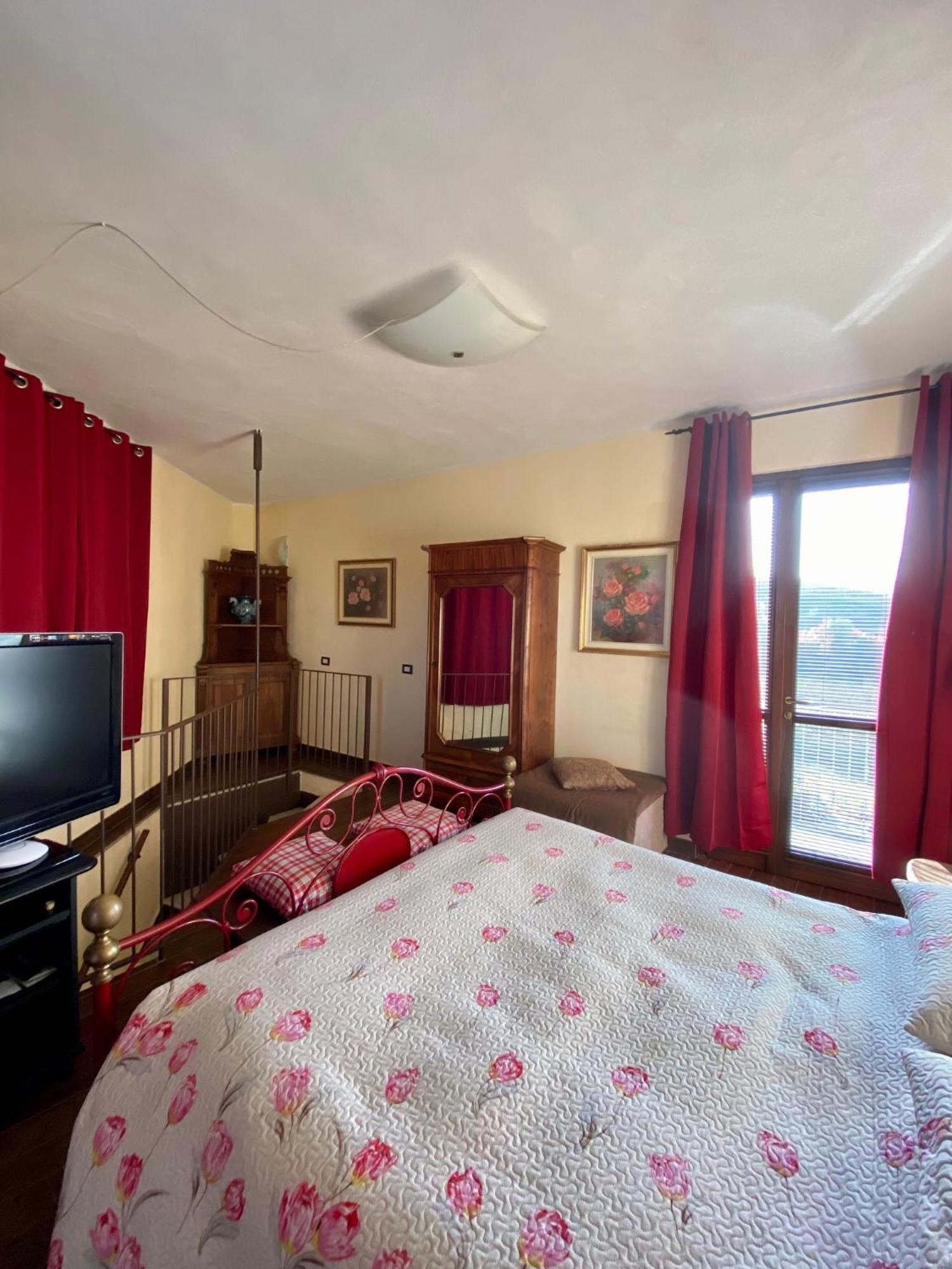 Residence Delle Rose Barolo Eksteriør bilde